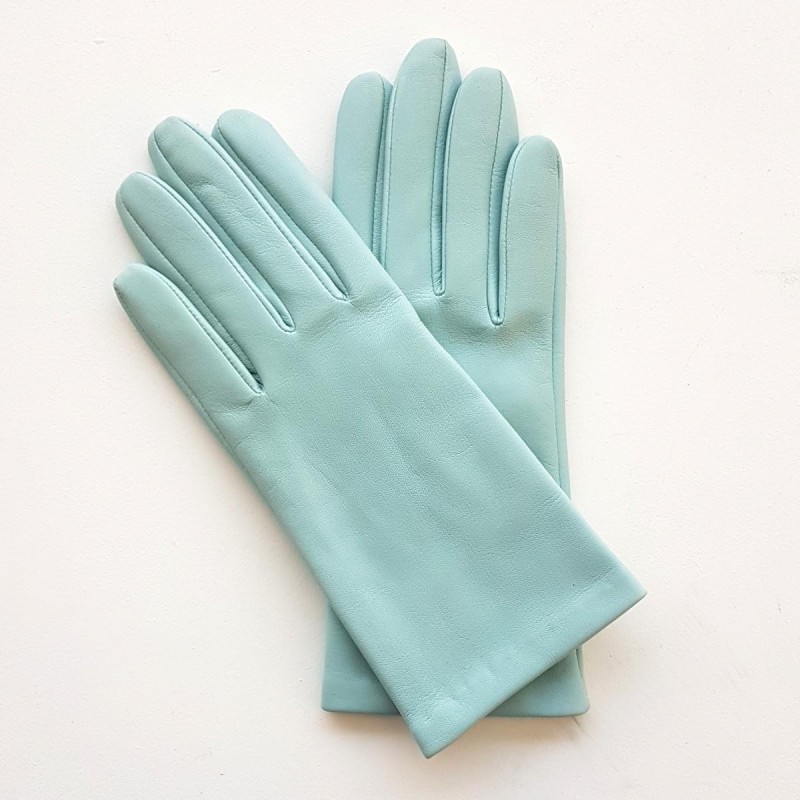 Gants en Cuir d'Agneau Bleu Ciel Doublés Soie.
