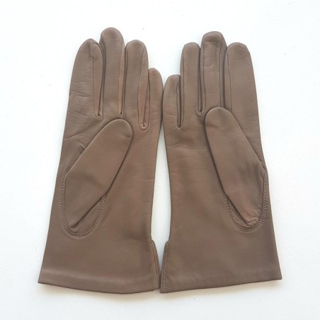 Gants en Cuir d'Agneau Sable Campanule Doublés soie.