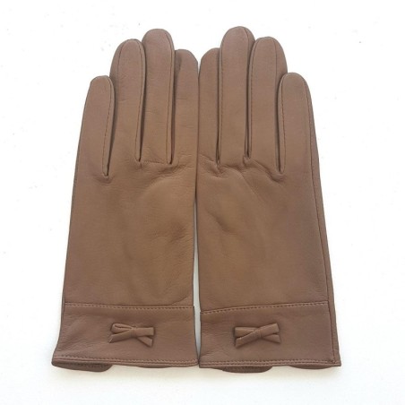 Gants en Cuir d'Agneau Sable Anémone Doublés Soie.