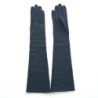 Gants en Cuir d'Agneau Gris Froufrou Doublure en Soie.