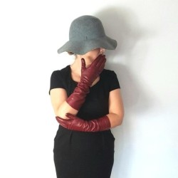 Gants en Cuir d'Agneau Rouges Séraphine Doublés Soie.