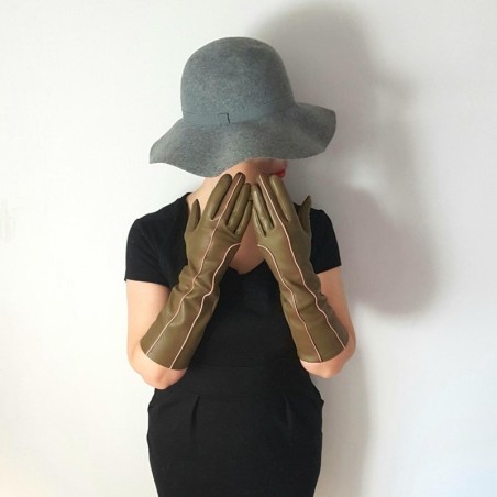Gants en Cuir d'Agneau Kaki Rose Garance Doublés Soie.