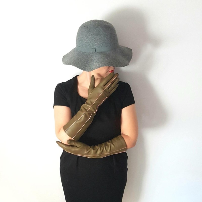 Gants en Cuir d'Agneau Kaki Rose Garance Doublés Soie.
