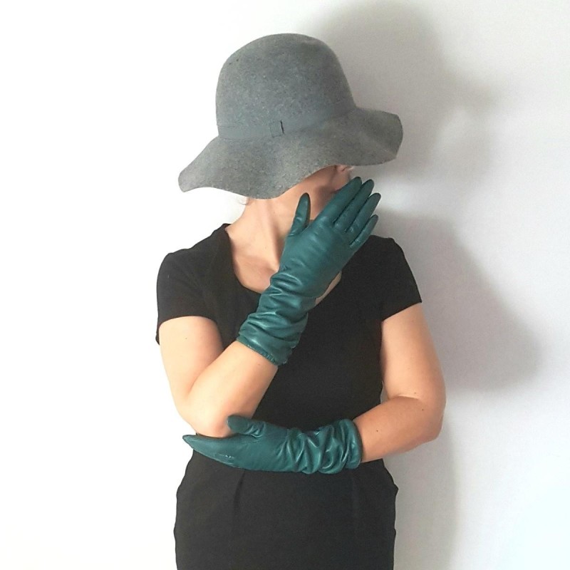 Gants en Cuir d'Agneau Verts Doublés Cachemire.