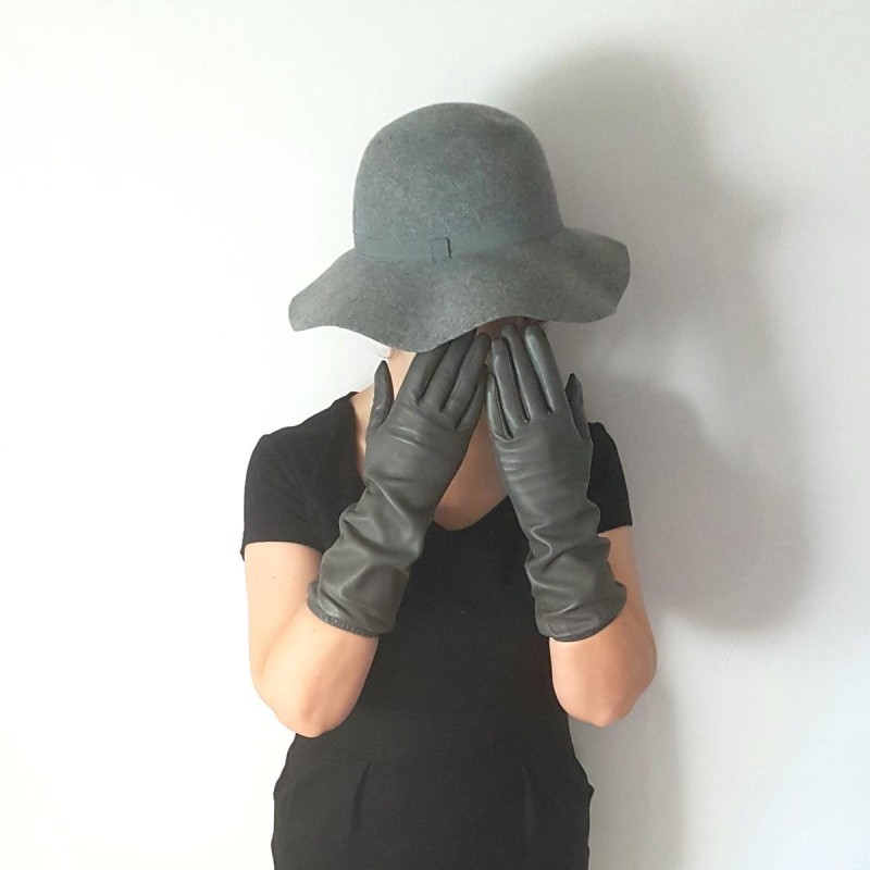 Gants en Cuir d'Agneau Gris Mima Doublés Soie.