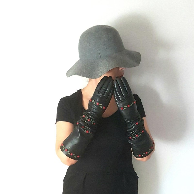 Gants en Cuir d'Agneau Noirs et Rouges Lili Doublés Soie.