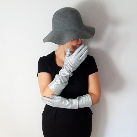 Gants en Cuir d'Agneau Argent Disco Doublés Soie.