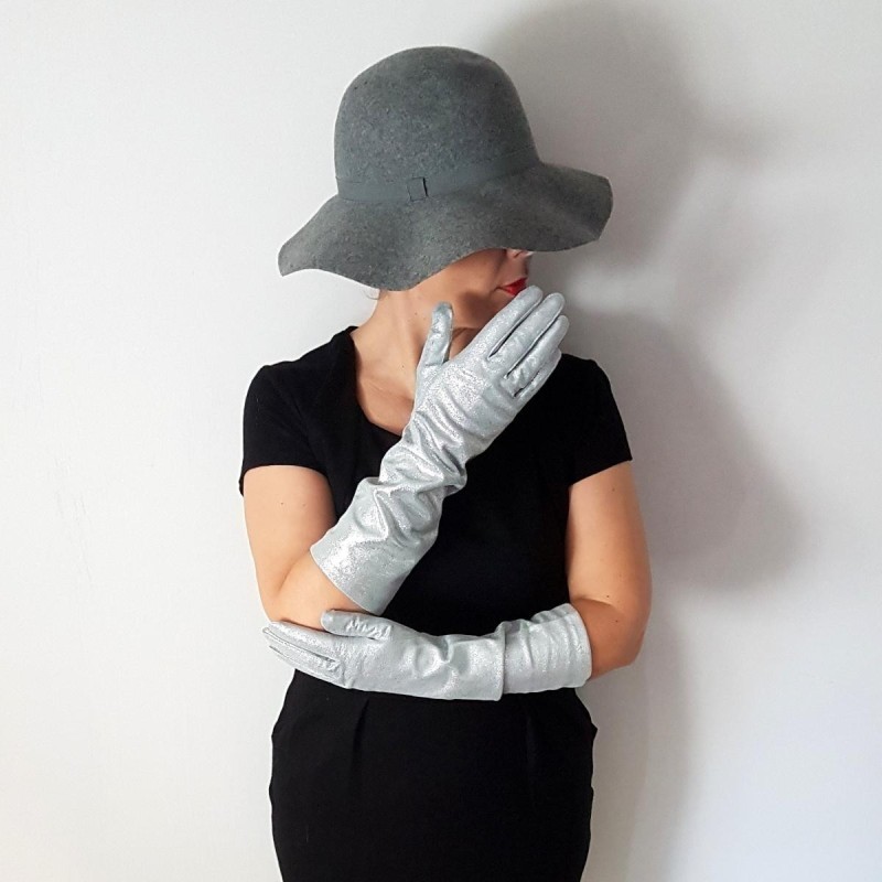 Gants en Cuir d'Agneau Argent Disco Doublés Soie.