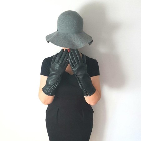 Gants en Cuir d'Agneau Noir Jacqueline Doublés Soie.