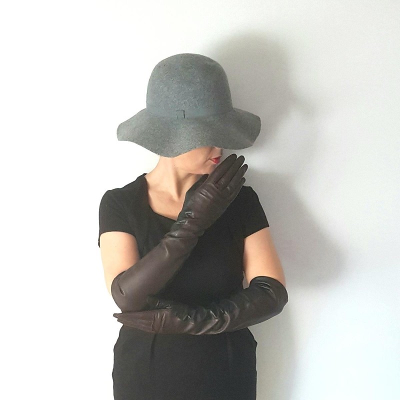 Gants en Cuir d'Agneau Noirs et Marron Chantal Doublés Soie.