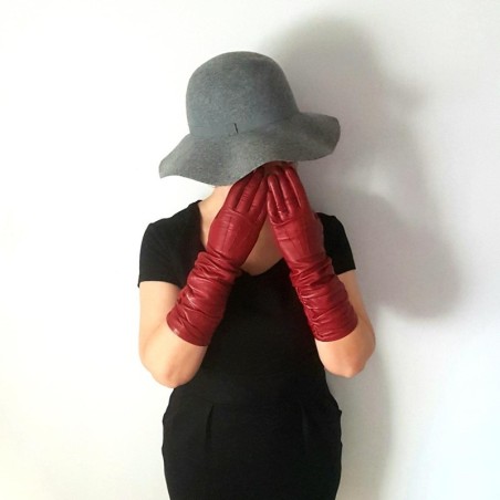 Gants en Cuir d'Agneau Rouges Elisabeth Doublés Soie.