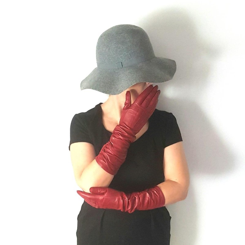 Gants en Cuir d'Agneau Rouges Elisabeth Doublés Soie.