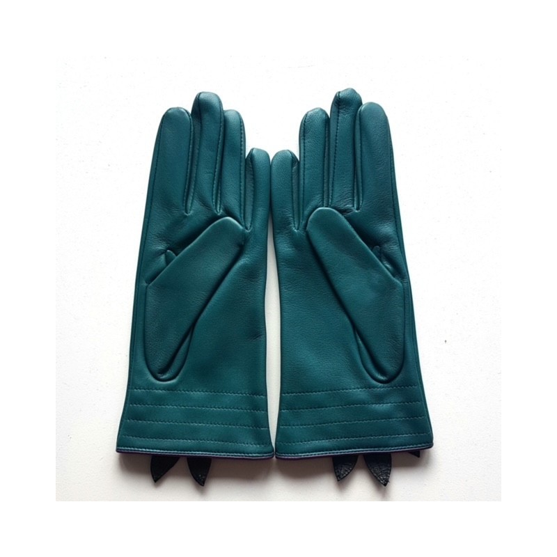 Gants en Cuir d'Agneau Vert Améthyste Noir Ciste Doublés Soie.