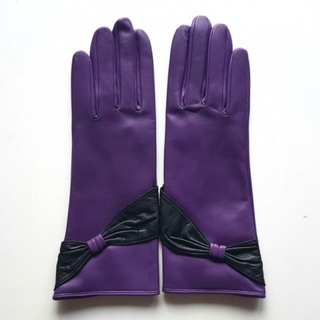 Gants en Cuir d'Agneau Améthyste Noir Gina Doublés Soie.