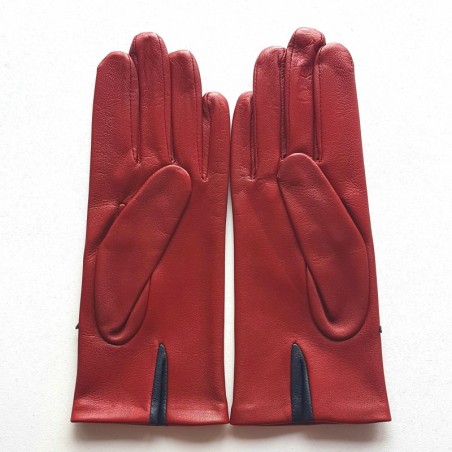 Gants en Cuir d'Agneau Rouge Cassis Anémone Doublés Soie.