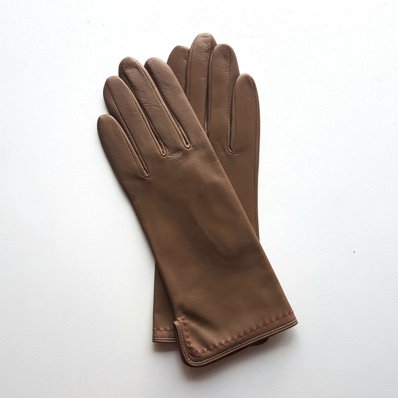 Gants en Cuir d'Agneau Argile Rouge Violette Doublés Soie.