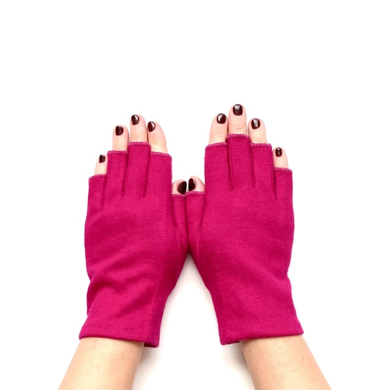 Mitaines en Laine et Acrylique Fuchsia Loucia.