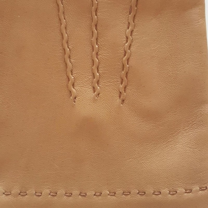 Gants en Cuir d'Agneau Biscuit Clair Henri Doublure Soie.