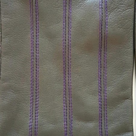 Gants en Cuir d'Agneau Gris, Améthyste Georges Doublés en Soie.
