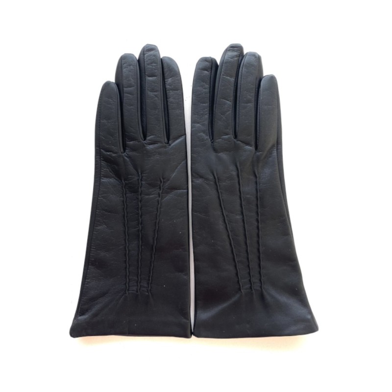 CELIA women’s lambskin and silk gloves – Handcrafted elegance