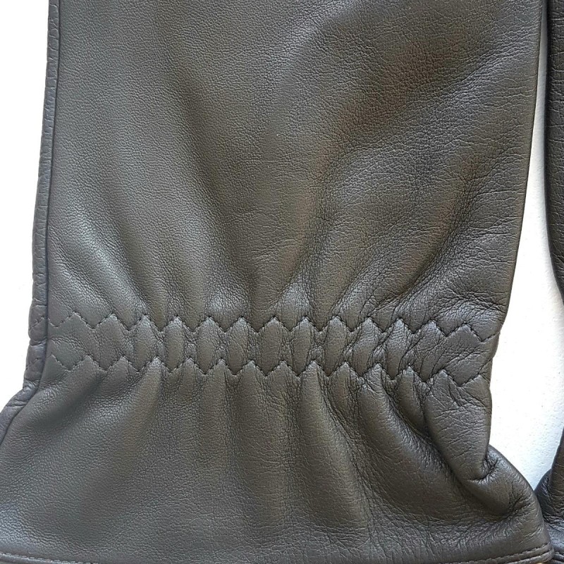 Gants en cuir d'Agneau Gris Milo Doublure en Soie.