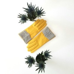 Gants en Cuir d'Agneau Jaune Gris Eline Doublés en Soie.
