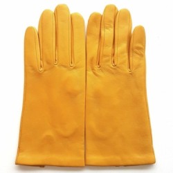 Gants en Cuir d'Agneau jaune Capucine doublé soie.