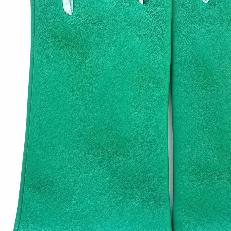 Gants en Cuir d'Agneau Vert Emeraude Bleu Ciel Doublés Soie.
