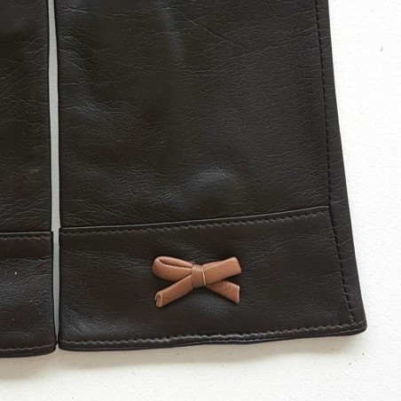Gants en Cuir d'Agneau Marron Sable Anémone Doublés Soie.