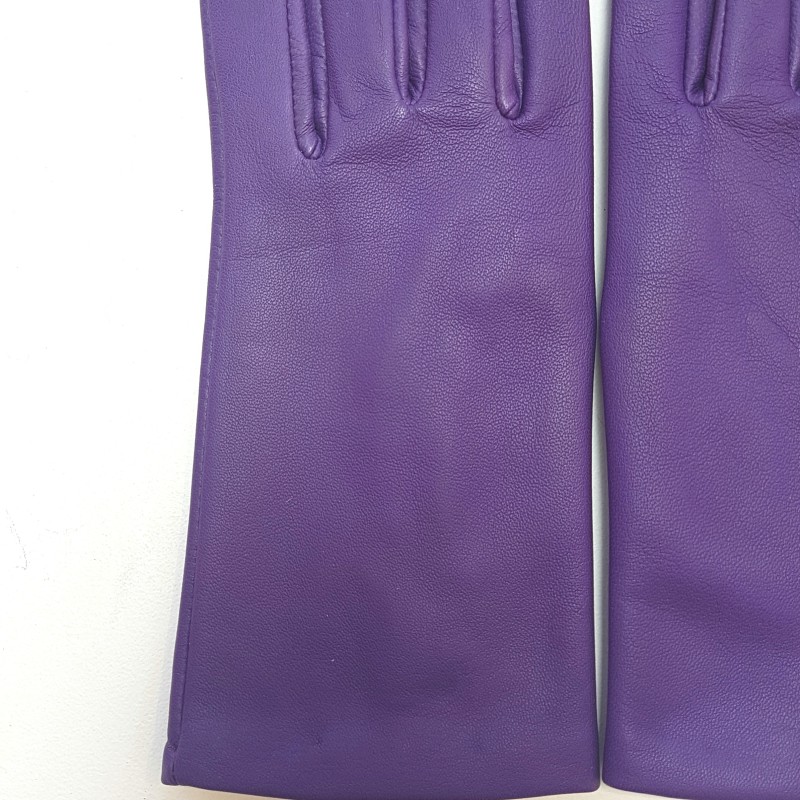 Gants en Cuir d'Agneau Améthyste Capucine Doublés Soie.