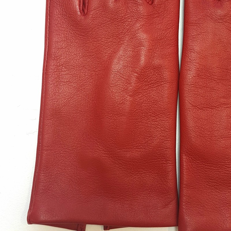 Gants en Cuir d'Agneau Rouge Capucine Doublés Soie.