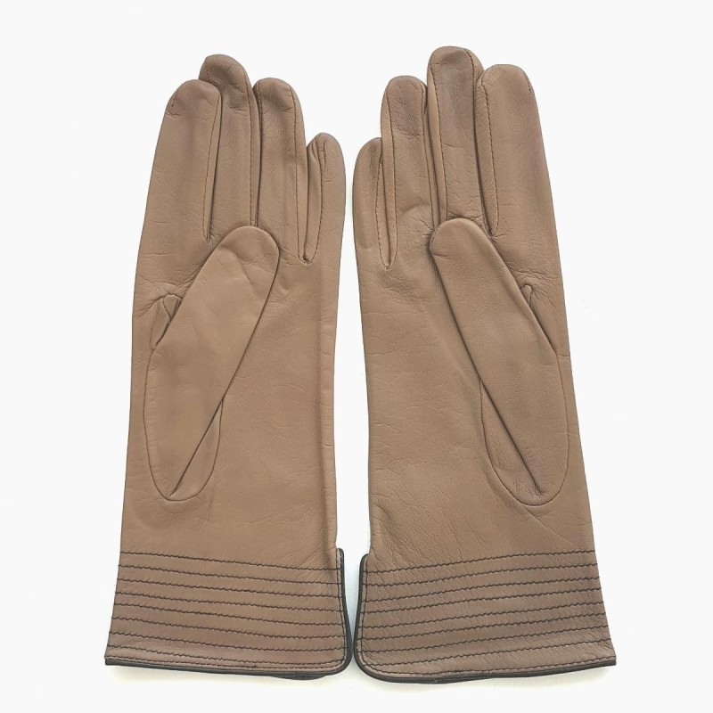 Gants en Cuir d'Agneau Sable Noir Fénelon Doublés Soie.
