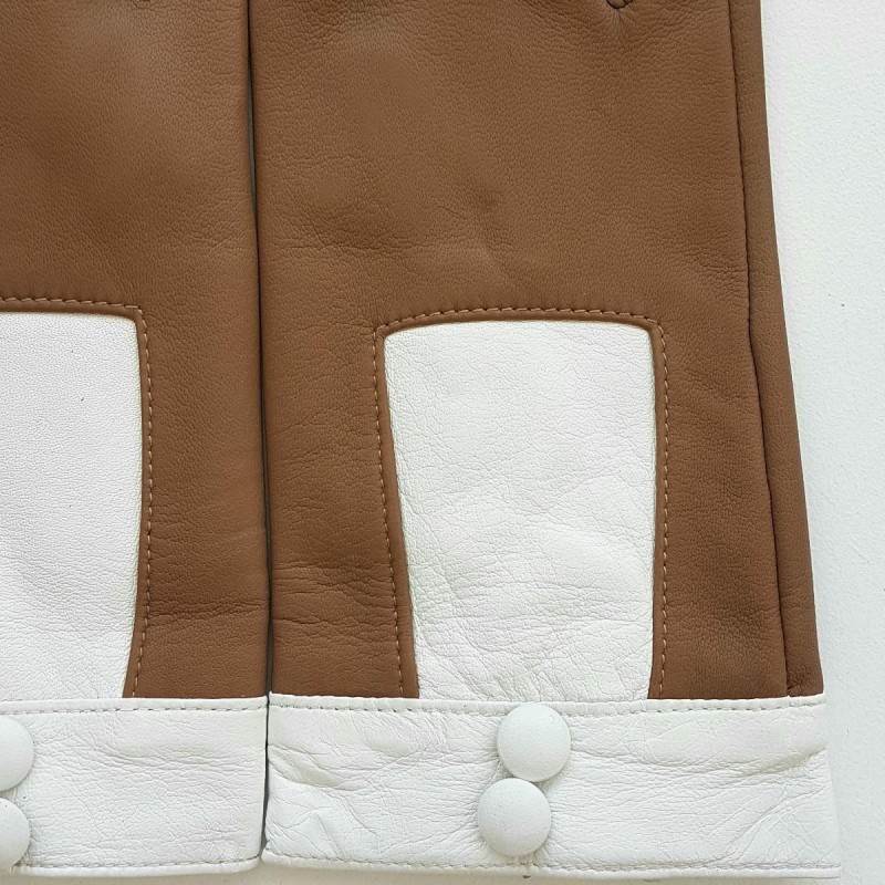 Gants en Cuir d'Agneau Sable Blanc Josépha Doublés Soie.