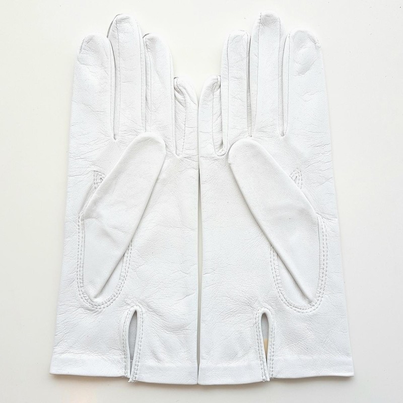 Gants en Cuir d'Agneau Blanc Capucine Doublés Soie.