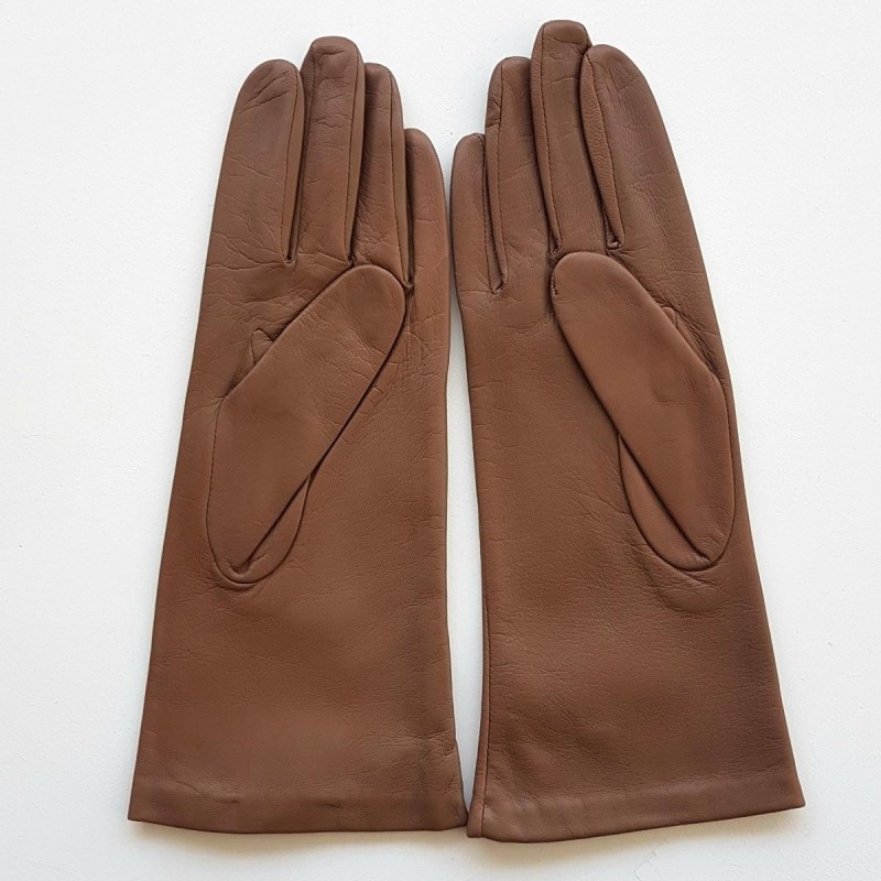 Gants en Cuir d'Agneau Sable Coline Doublés Soie.